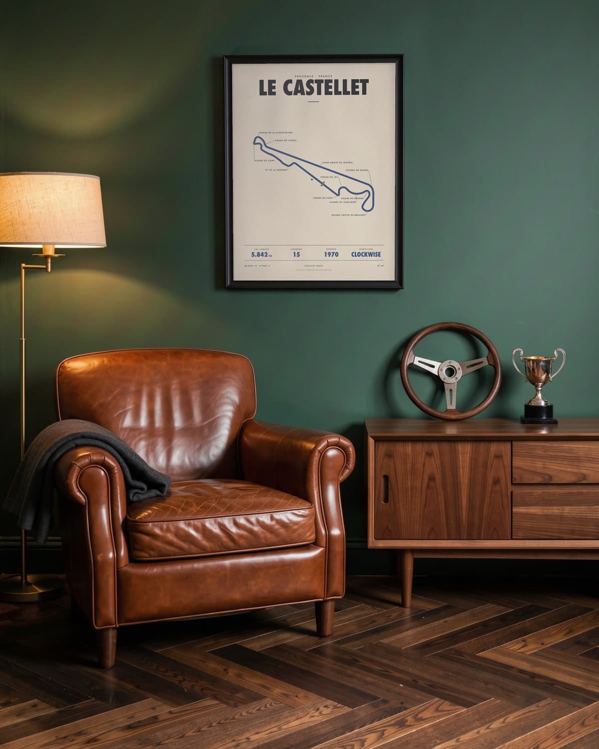 Le Castellet circuit poster in a black frame (45 × 60 cm) in a green den